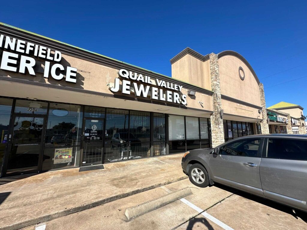 583414-2230-2260-Fm-1092-Missouri-City-TX-Jewelers-6-LargeHighDefinition