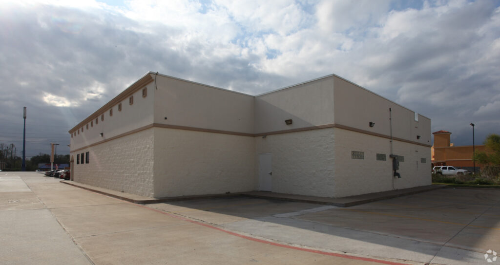 13734-State-Highway-249-Houston-TX-Building-Photo-2-LargeHighDefinition