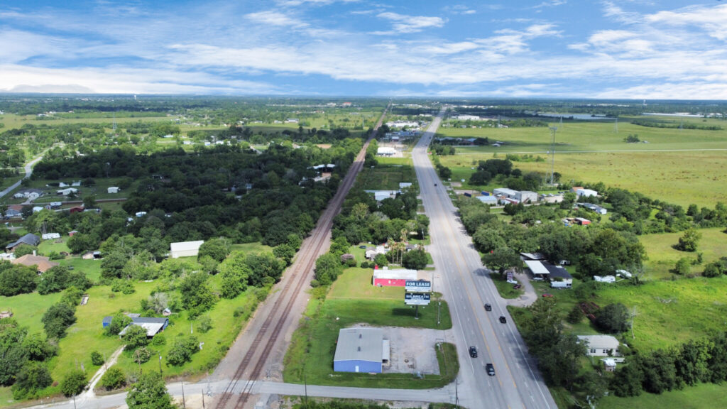 19629-E-Highway-6-Alvin-TX-Building-Photo-5-LargeHighDefinition